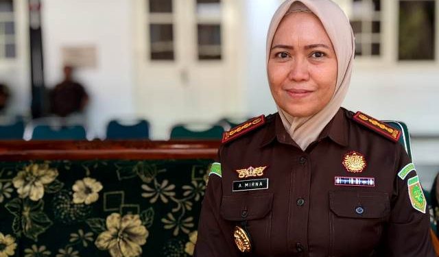 Andi Mirnawaty, Kajari Kota Kediri (Kintan Kinari Astuti)