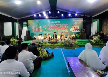 Suasana puncak acara peringatan HSN PCNU Kota Kediri (Nanang Priyo Basuki)