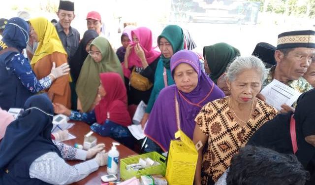 Pengobatan gratis digelar di Posko Kesehatan TMMD Desa Pagung Semen (istimewa)