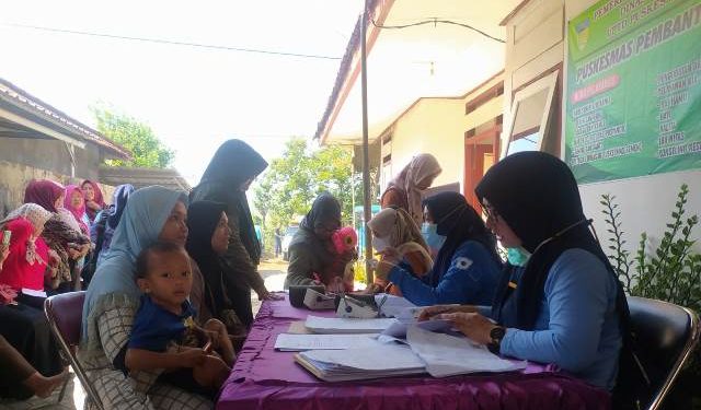Puluhan warga hadir untuk mendapatkan sosialisasi kesehatan (Muhamad Dastian Yusuf)
