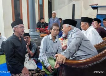 Saat mengisi pengajian di Majelis Ta’lim Al Mughni (Nanang Priyo Basuki)