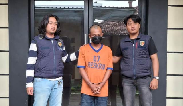 Pelaku diamankan di Polres Kediri (Faustav Imaniarta Wijaya)