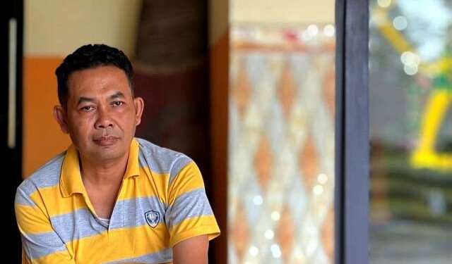 Dwija Kristianta Kepala Desa Segaran (Kintan Kinari Astuti)