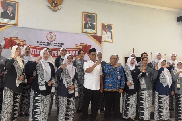 Wakil Wali Kota Kediri Hadiri Pelantikan Pengurus Cabang IBI Kota Kediri Masa Bhakti 2023-2028
