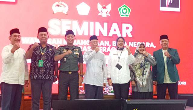 Santri Wali Barokah Dibekali Semangat Kebangsaan dan Moderasi Beragama di Hari Kebangkitan Nasional Santri Wali Barokah Dibekali Semangat Kebangsaan dan Moderasi Beragama di Hari Kebangkitan Nasional