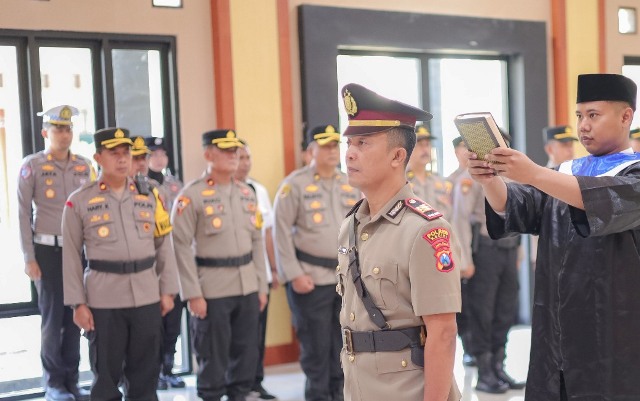 AKP Agus Salim Resmi Jabat Kapolsek Kras, Kapolres Kediri Tekankan Profesionalisme dan Pelayanan Publik