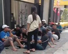 Warga Manggis Puncu Gruduk Polres Kediri, Pertanyakan Penangganan Sengketa Lahan Tak Kunjung Tuntas