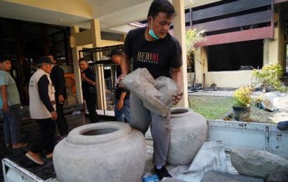 Museum Jadi Sasaran Penjarahan, Mas Dhito Minta Artefak Dikembalikan Museum Jadi Sasaran Penjarahan, Mas Dhito Minta Artefak Dikembalikan