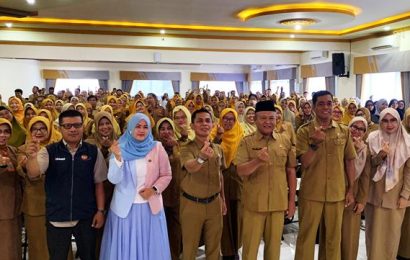 Applied Workshop & Diklat Hybrid 64 JP Digelar Dinas Pendidikan Kabupaten Kediri: Peningkatan Kompetensi atau Beban Guru?