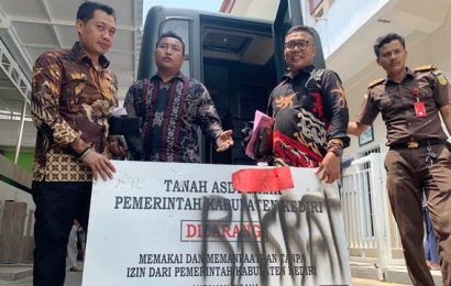 Kasus Remaja Terlibat Kerusuhan di Kediri, Harga Papan Nama Jadi Perdebatan di Persidangan Kasus Remaja Terlibat Kerusuhan di Kediri, Harga Papan Nama Jadi Perdebatan di Persidangan