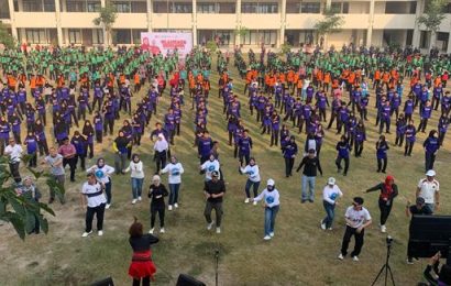 Ratusan Siswa Senam Bersama, Mbak Wali Juga Ajak Sahabat Difabel Ratusan Siswa Senam Bersama, Mbak Wali Juga Ajak Sahabat Difabel