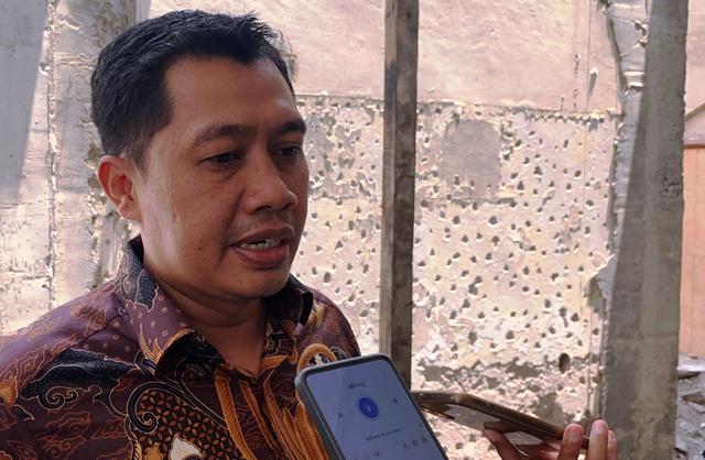 Empat Anak Terlibat Pencurian saat Aksi Kericuhan di Gedung DPRD Kabupaten Kediri, Dituntut 2 Bulan Penjara Empat Anak Terlibat Pencurian saat Aksi Kericuhan di Gedung DPRD Kabupaten Kediri, Dituntut 2 Bulan Penjara