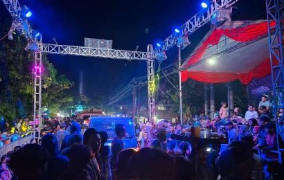 Sound Horeg Sukoanyar Molor Hingga Dini Hari Terpaksa Dibubarkan, Mencuat Isu Dana Puluhan Masuk Kantong Oknum Polisi Sound Horeg Sukoanyar Molor Hingga Dini Hari Terpaksa Dibubarkan, Mencuat Isu Dana Puluhan Masuk Kantong Oknum Polisi