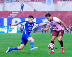 Persik Kediri Terpuruk di Bantul, Takluk 1-2 dari PSIM Yogyakarta Persik Kediri Terpuruk di Bantul, Takluk 1-2 dari PSIM Yogyakarta