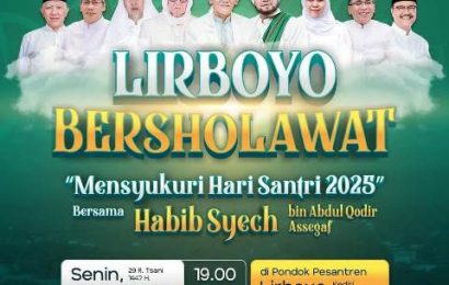 Lirboyo Bershalawat: Bukti Cinta Warga NU untuk Para Ulama Lirboyo Bershalawat: Bukti Cinta Warga NU untuk Para Ulama
