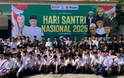 Ribuan Warga NU Kobarkan Semangat Nyalakan Api Kemerdekaan di Hari Santri Ribuan Warga NU Kobarkan Semangat Nyalakan Api Kemerdekaan di Hari Santri
