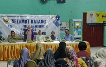 Bukti Nyata Bunda Andayani Gerakkan Warga Bandar Lor Menjadi Kelurahan Berseri Bukti Nyata Bunda Andayani Gerakkan Warga Bandar Lor Menjadi Kelurahan Berseri