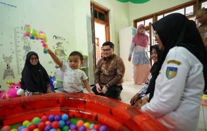 Mas Dhito Buka Daycare Padmakara: Hadirkan Rasa Aman untuk Pegawai yang Tinggalkan Buah Hati Mas Dhito Buka Daycare Padmakara: Hadirkan Rasa Aman untuk Pegawai yang Tinggalkan Buah Hati