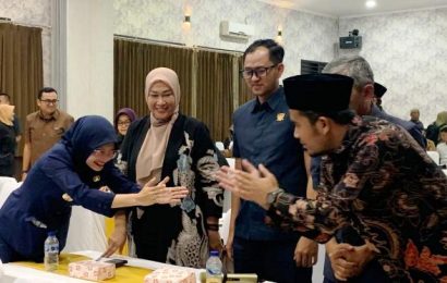 APBD Kota Kediri 2026 Jadi Sorotan Tajam, Semua Fraksi Tuntut Transparansi dan Ketegasan Wali Kota APBD Kota Kediri 2026 Jadi Sorotan Tajam, Semua Fraksi Tuntut Transparansi dan Ketegasan Wali Kota