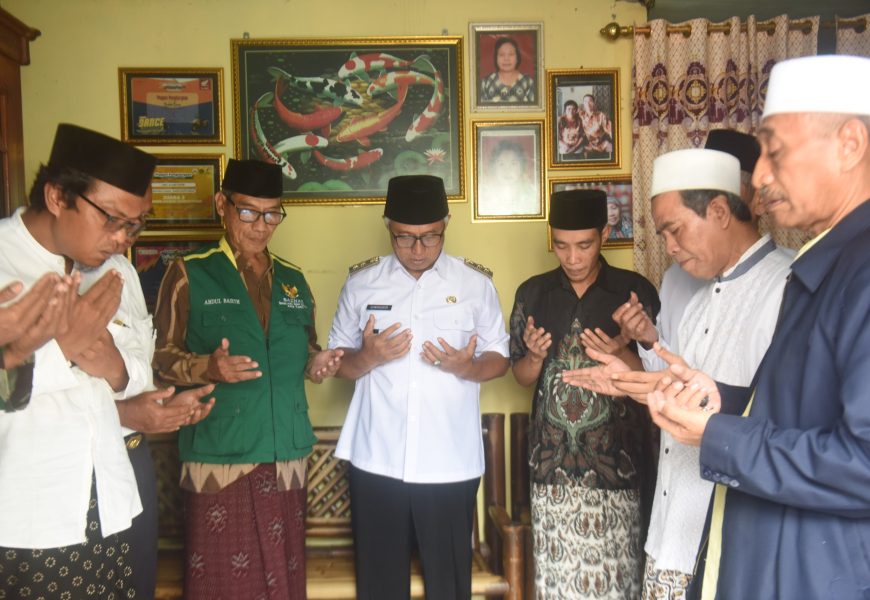 Gus Qowim Serahkan Bantuan Bedah Rumah di Kelurahan Jagalan: Zakat Jadi Jalan untuk Hunian Layak dan Kehidupan Lebih Bermartabat