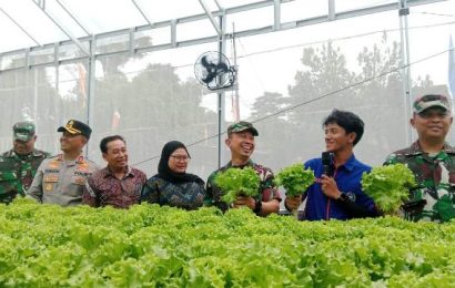 Desa Canggu Wakili Kediri di Penilaian Kampung Pancasila Nasional 2025: Potret Harmoni, Gotong Royong, dan Ketahanan Warga Desa Canggu Wakili Kediri di Penilaian Kampung Pancasila Nasional 2025: Potret Harmoni, Gotong Royong, dan Ketahanan Warga