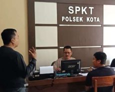 Aksi Pencopetan Warnai Meriahnya Acara “Ayo Rangkulan Maneh” di Kediri, Belasan Warga Jadi Korban Aksi Pencopetan Warnai Meriahnya Acara “Ayo Rangkulan Maneh” di Kediri, Belasan Warga Jadi Korban