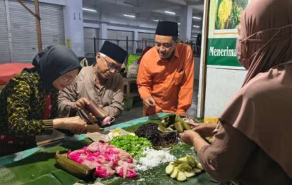 Menjaga Denyut Rakyat di Tengah Digitalisasi, Perumda Pasar Joyoboyo Terus Benahi Pasar Tradisional Menjaga Denyut Rakyat di Tengah Digitalisasi, Perumda Pasar Joyoboyo Terus Benahi Pasar Tradisional