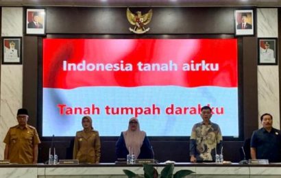 “Jangan Hanya Retorika” Pesan Ketua DPRD Didukung Semua Fraksi Atas Pengesahan Tiga Raperda Kota Kediri “Jangan Hanya Retorika” Pesan Ketua DPRD Didukung Semua Fraksi Atas Pengesahan Tiga Raperda Kota Kediri