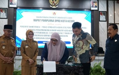 Perkuat Ekonomi Kreatif hingga Layanan Adminduk Digital, Tiga Perda Baru Kota Kediri Disahkan Perkuat Ekonomi Kreatif hingga Layanan Adminduk Digital, Tiga Perda Baru Kota Kediri Disahkan