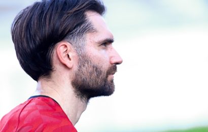 eks Arsenal Jon Toral Perkuat Lini Tengah Persik Kediri