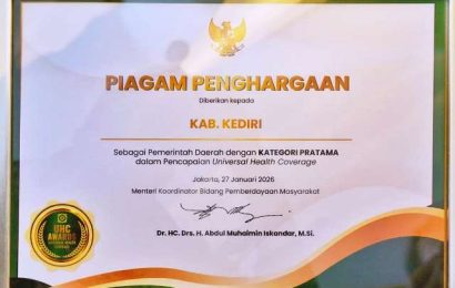 Cakupan Jaminan Kesehatan Tembus 98,72 Persen, Pemkab Kediri Raih Penghargaan Nasional