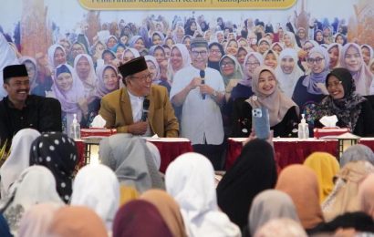 Pondok Ramadan dan Bazar UMKM Resmi Dibuka, Mbak Cicha Ajak Perempuan Dukung Produk Lokal Pondok Ramadan dan Bazar UMKM Resmi Dibuka, Mbak Cicha Ajak Perempuan Dukung Produk Lokal