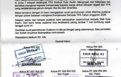 Air Tercemar dan Bau Menyengat, Warga TPA Klotok Tagih Janji Kompensasi Diberikan Pemkot Kediri Air Tercemar dan Bau Menyengat, Warga TPA Klotok Tagih Janji Kompensasi Diberikan Pemkot Kediri