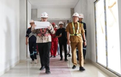 Mas Dhito Tinjau Rehab Gedung Pemkab Kediri, Sistem Keamanan Kini Diperkuat