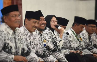 Bersama PGRI, Mbak Wali Perkuat Spirit “Guru Qurani” di Kota Kediri