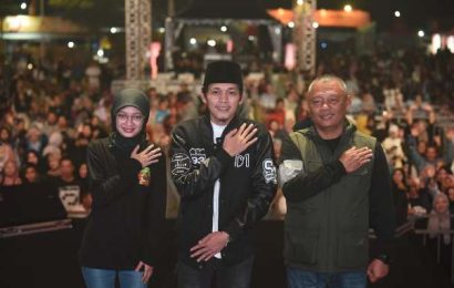 Touring Bernuansa Spiritual, Wali Kota Kediri Gandeng Gus Iqdam dan Komunitas Kelas Malam