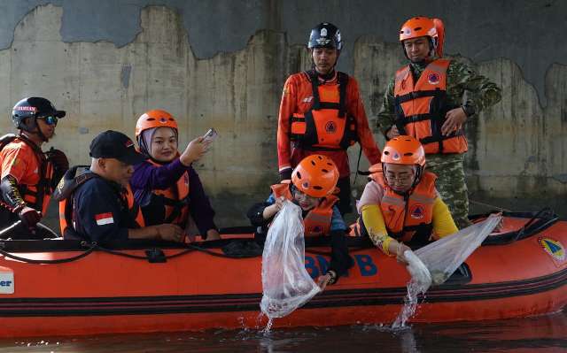 Tak Sekadar Seremoni, Kartini Kediri Turun Aksi Jaga Lingkungan
