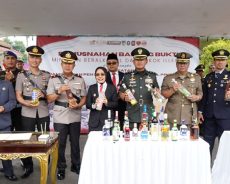 Pemkab Kediri Komitmen Sikat Miras dan Rokok Tanpa Cukai