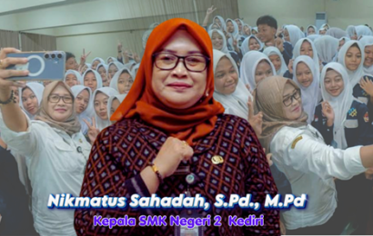 “Dirawat Seperti Anak Sendiri”: Cara Nikmatus Sahadah Bangkitkan Prestasi di SMKN 2 Kediri