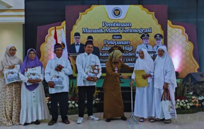 1.285 Jemaah Haji Kediri Siap Berangkat, Doa dan Haru Mengiringi