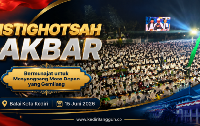 Lautan Doa di Jantung Kota Kediri, Istighotsah Akbar Sambut Tahun Baru Hijriah Lautan Doa di Jantung Kota Kediri, Istighotsah Akbar Sambut Tahun Baru Hijriah