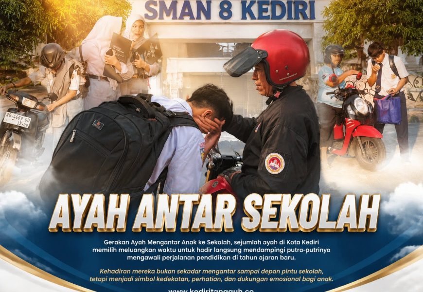 Hari Pertama Masuk Sekolah Jadi Momen Istimewa, Para Ayah di Kediri Hadir Membawa Dukungan dan Harapan Hari Pertama Masuk Sekolah Jadi Momen Istimewa, Para Ayah di Kediri Hadir Membawa Dukungan dan Harapan