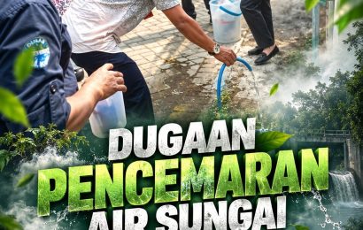 Heboh Dugaan Limbah B3 Cemari Sungai Kaliboto, DLH Kediri Ambil Sampel Air Heboh Dugaan Limbah B3 Cemari Sungai Kaliboto, DLH Kediri Ambil Sampel Air