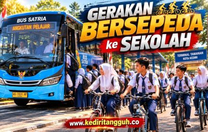Siswa SMP di Kediri Dilarang Naik Motor ke Sekolah, Bus Satria Hingga Angkut 90 Pelajar Sekali Jalan Siswa SMP di Kediri Dilarang Naik Motor ke Sekolah, Bus Satria Hingga Angkut 90 Pelajar Sekali Jalan